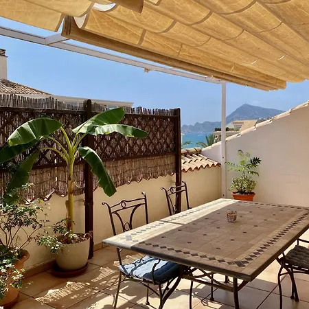 Penthouse With Amazing Terrace And Sea Views Апартаменты